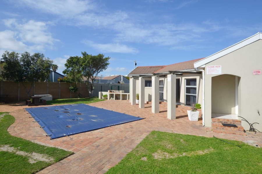 To Let 2 Bedroom Property for Rent in Milnerton Western Cape